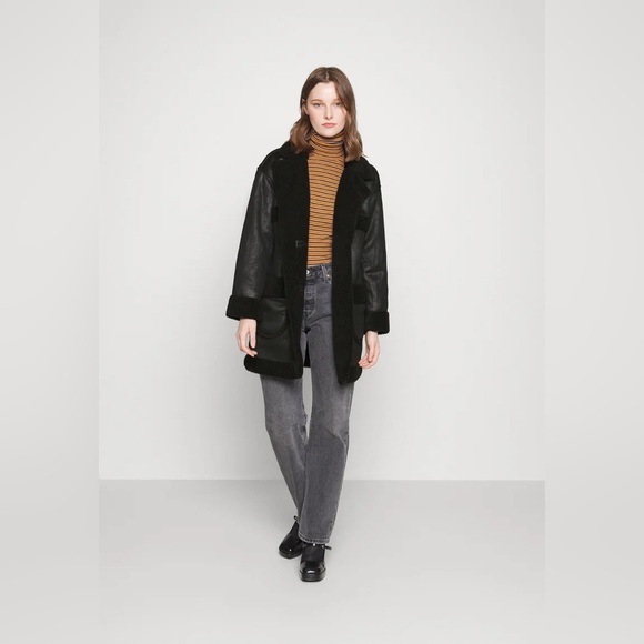 Hollister Co. LONG SHEARLING COAT - Classic coat - Picture 3 of 10